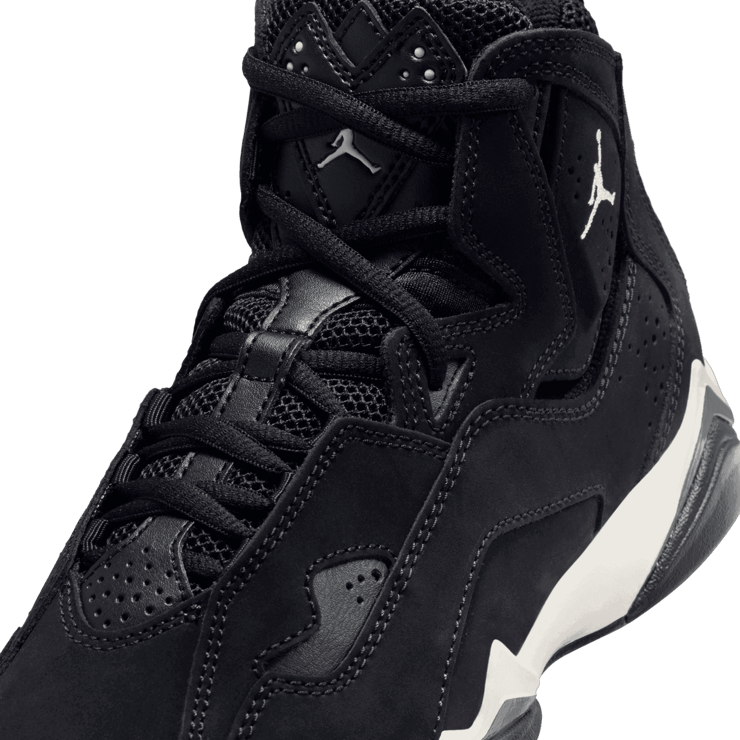 Jordan True Flight (GS) Angle 4
