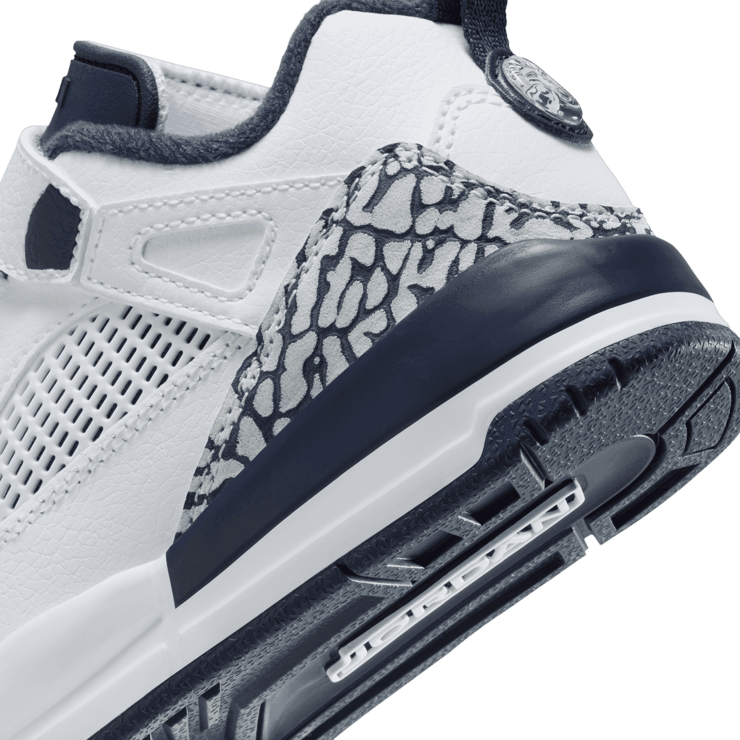 Jordan Spizike Low 'Obsidian' (PS) Angle 5