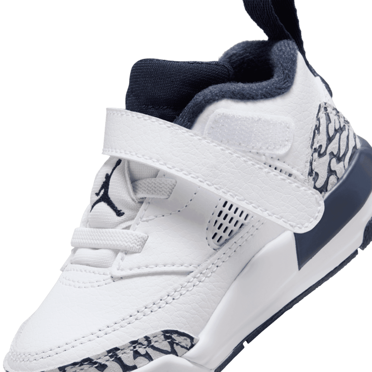 Jordan Spizike Low  'Obsidian' (TD) Angle 5