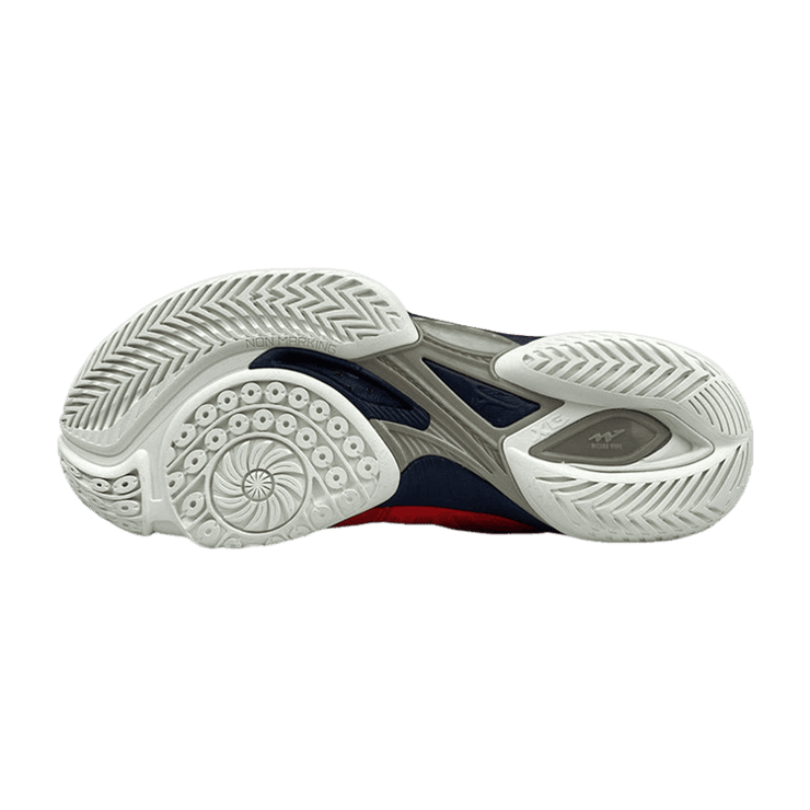 Mizuno Wave Claw Red Black Angle 1