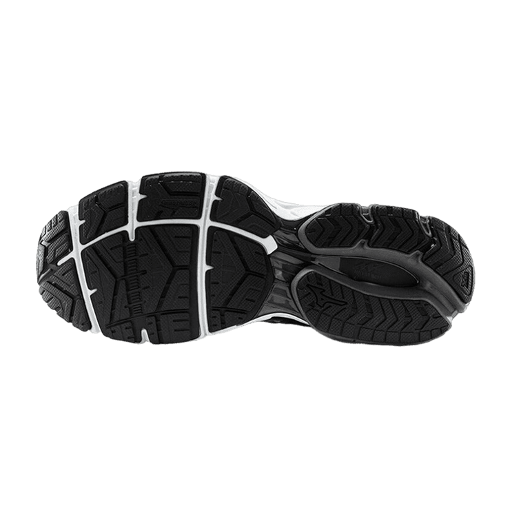 Mizuno Wave Ultima 12 Black Angle 2