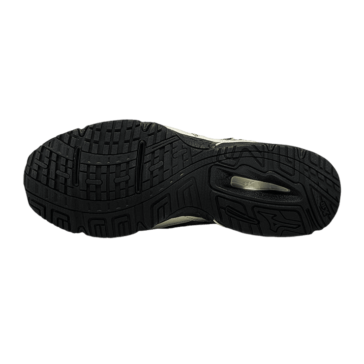 Mizuno Wave Solar Angle 2