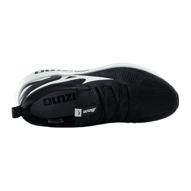 Mizuno PI Knit Low-top Black And White Angle 1