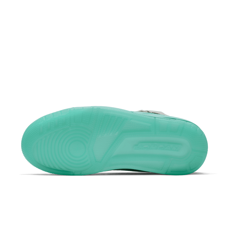 Jordan 3 Retro Explorer XX Vast Grey Tropical Twist (W) Angle 0