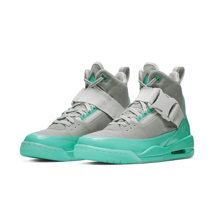 Jordan 3 Retro Explorer XX Vast Grey Tropical Twist (W) Angle 2