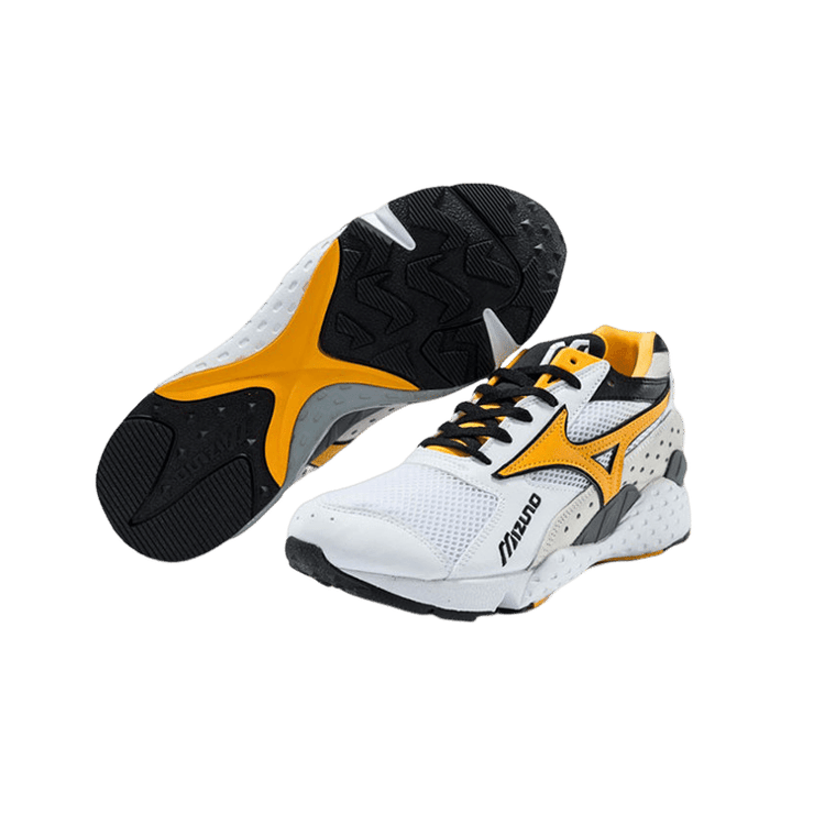 Mizuno Mondo Control White Saffron Angle 2