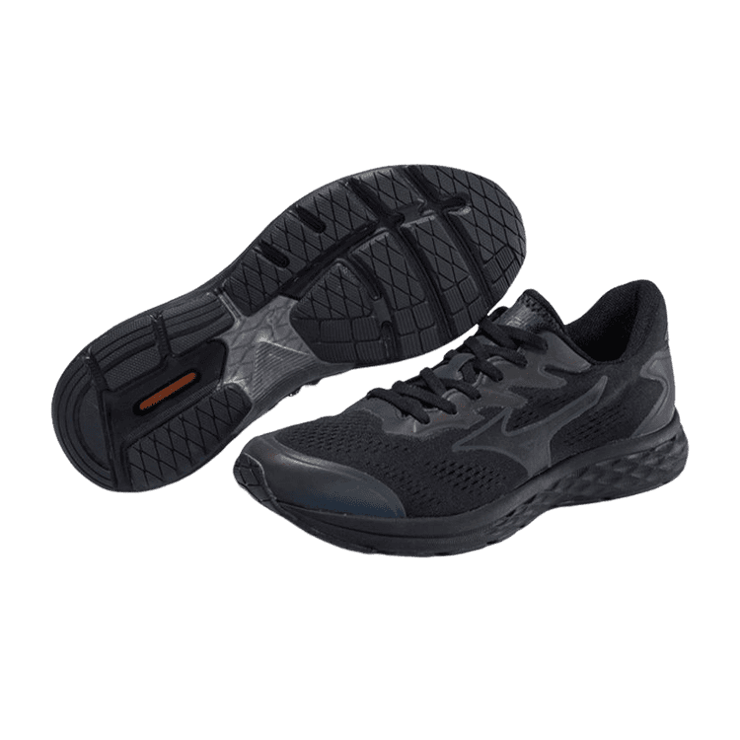 Mizuno RC-02 Black Angle 1