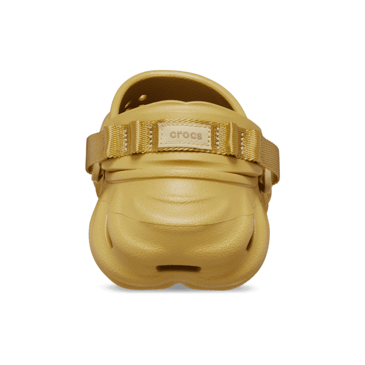 Crocs Echo Clog Desert Grass Angle 4