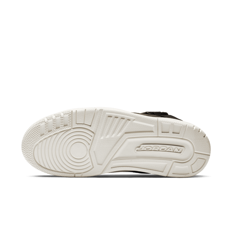 Jordan 3 Retro Explorer XX Black Sail (W) Angle 0