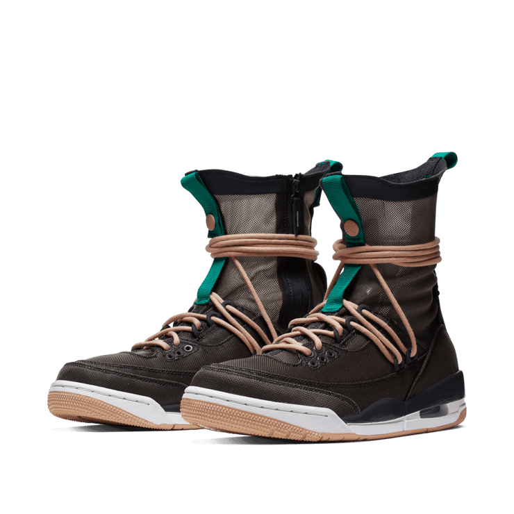 Jordan 3 Retro Explorer Lite XX Anthracite Bio Beige (W) Angle 2