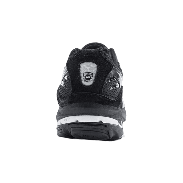 Mizuno Wave Rider 10 Black Angle 1