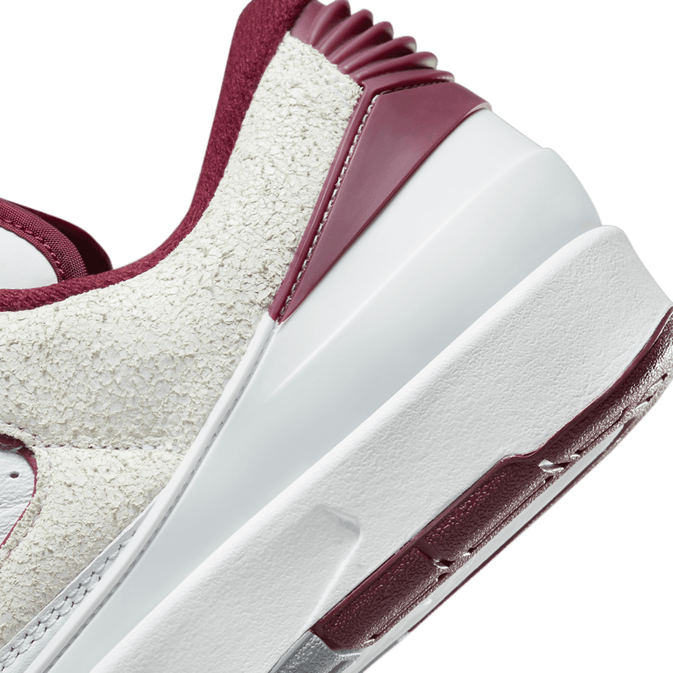 Air Jordan 2 Retro Low Cherrywood Angle 5