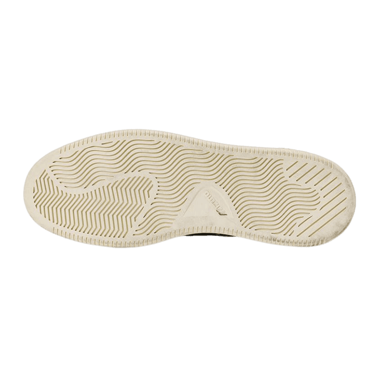 Mizuno Court Lite S Angle 3