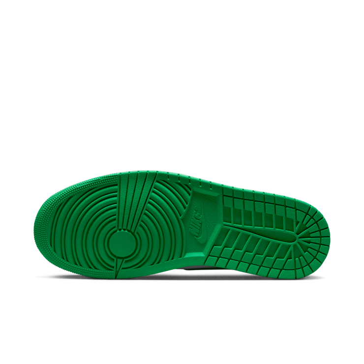 Air Jordan 1 Retro High OG Lucky Green Angle 0