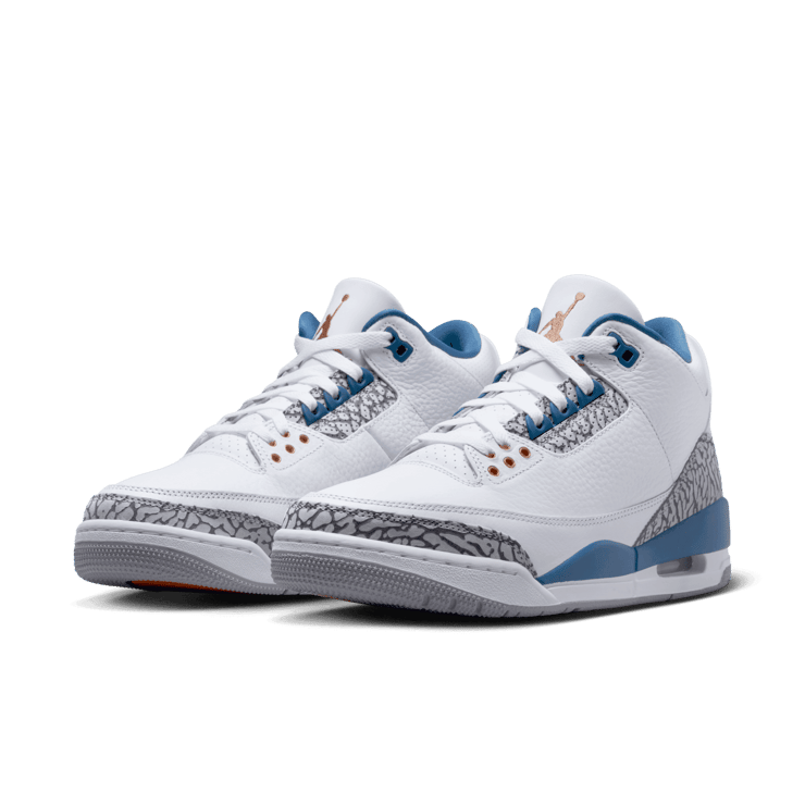 Air Jordan 3 Wizards Angle 2