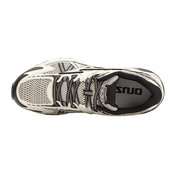 Mizuno Racer Trail Cream Black White Angle 0