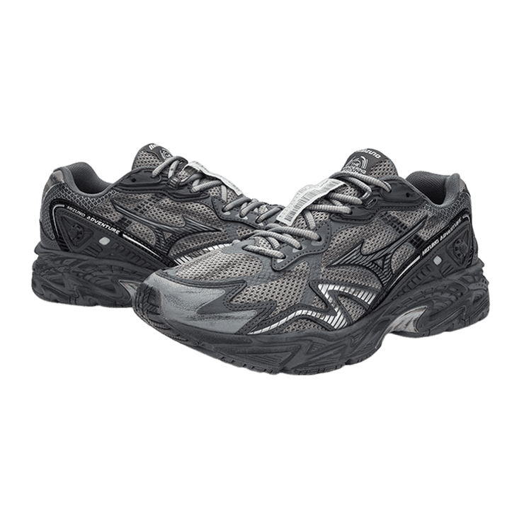 Mizuno Advtuenre Twe x Wandering Earth Grey Silver Angle 0