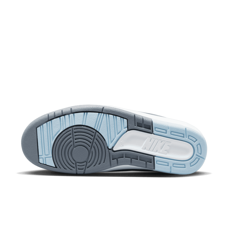 Air Jordan 2 Retro Cool Grey (W) Angle 0