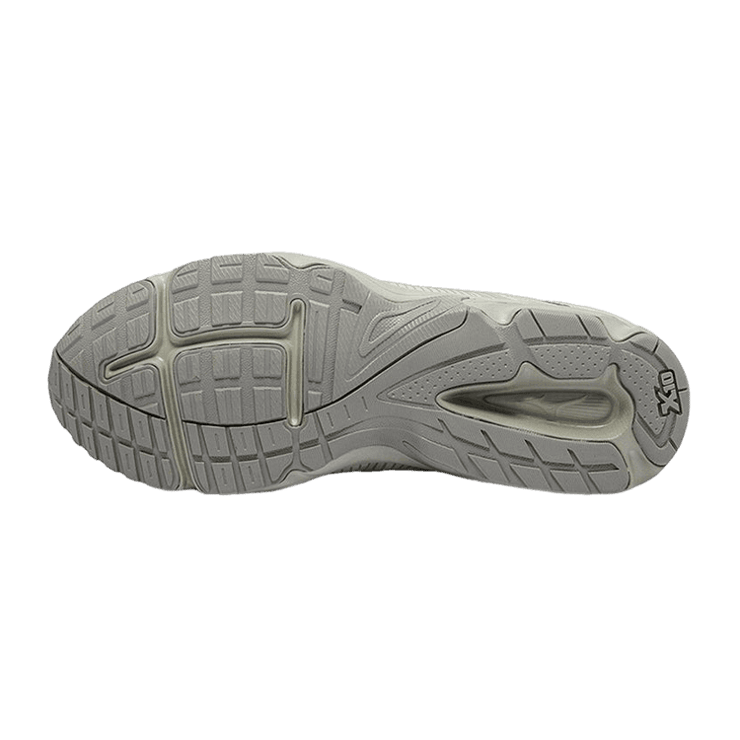 Mizuno Spark CN 2 Grey Angle 2