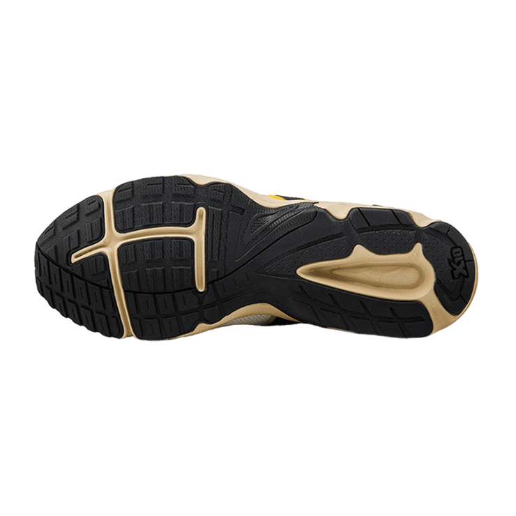Mizuno running sneakers Beige Angle 3