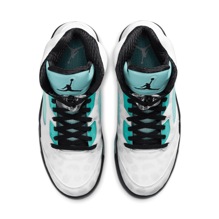 Jordan 5 Retro Island Green Angle 1