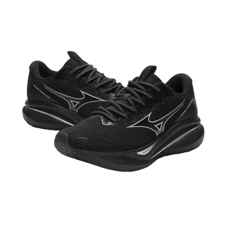 Mizuno Wave Rider 26 Black Angle 2