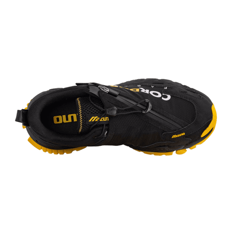 Mizuno GM 3 Black Yellow Angle 1