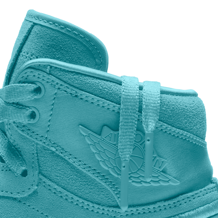 Jordan 1 Retro High Season of Her Light Aqua (W) Angle 4