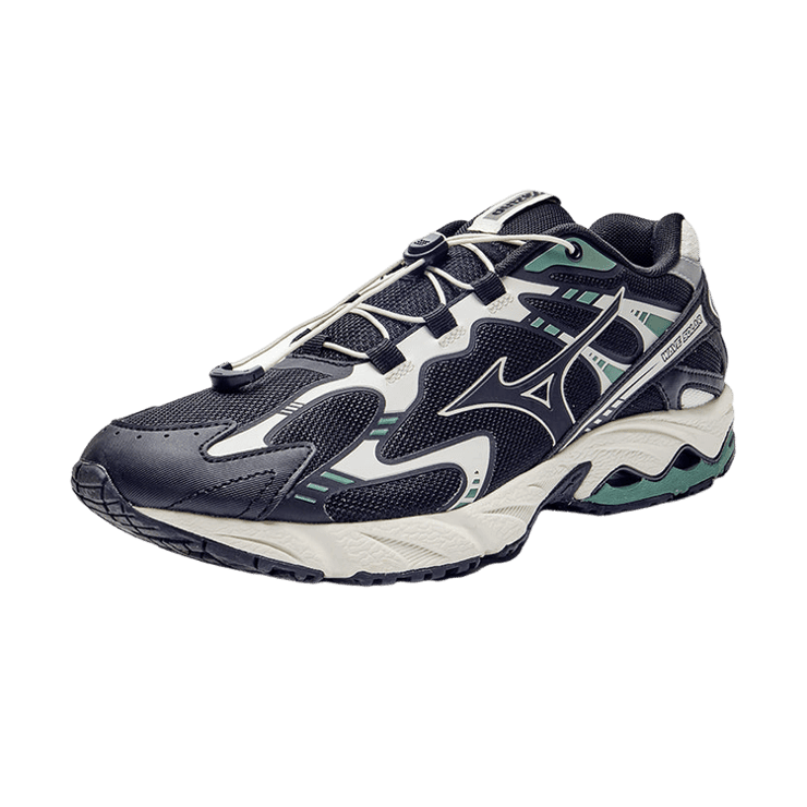 Mizuno Wave Solar V2 Black Lifestyle Low Angle 0