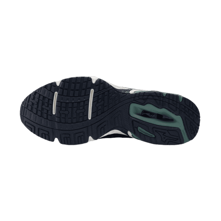 Mizuno Wave Solar V2 Black Lifestyle Low Angle 3