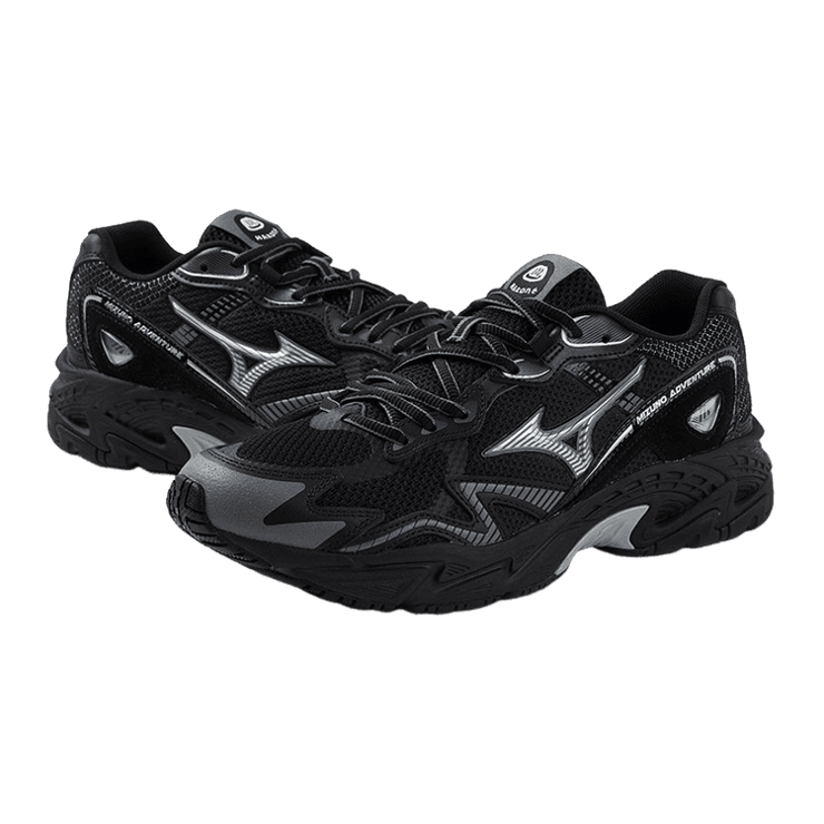 Mizuno Adventure Twe NonSlip Durable LowTop Angle 1