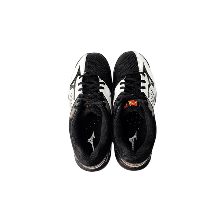 Mizuno Wave Fang Rx II Black White Angle 2