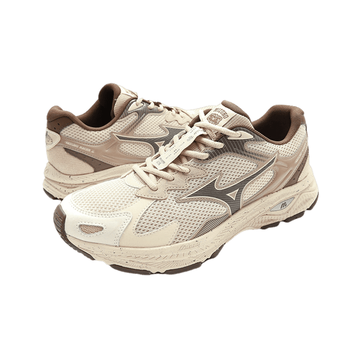 Mizuno x Yongpu Coffee Racer S City Latte Angle 1