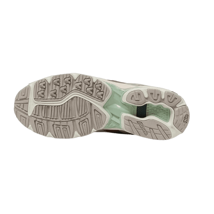 Mizuno Wave Rider 10 Beige Angle 2