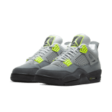 Jordan 4 Retro SE 95 Neon Angle 2