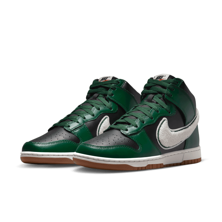 Nike Dunk High Chenille Swoosh Black Green Angle 2