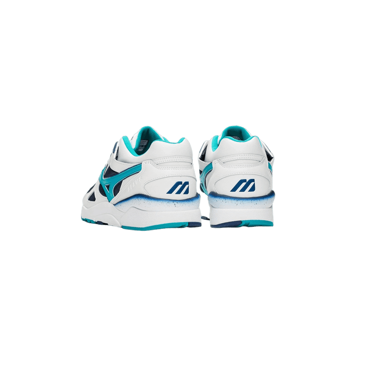 Mizuno Sky Medal x Beams KAZOKU Angle 1