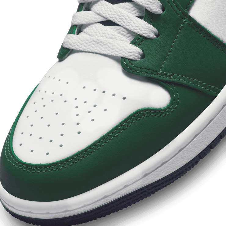 Air Jordan 1 Mid SE Noble Green Midnight Navy (W) Angle 4