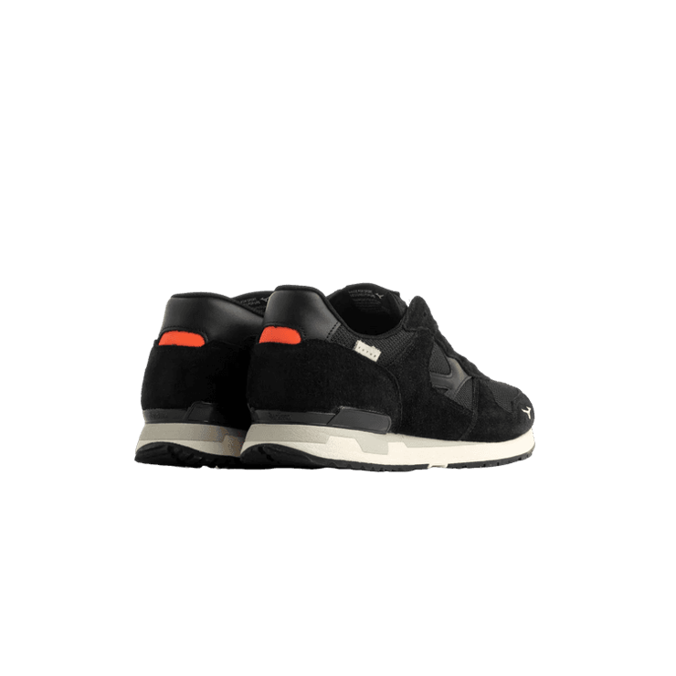 Mizuno GV87 x FUTUR Black Angle 2