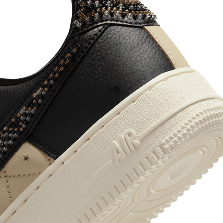 Nike Air Force 1 Low Premium Goods THE SOPHIA (W) Angle 5