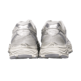 Mizuno Racer S White Metallic Silver Angle 0