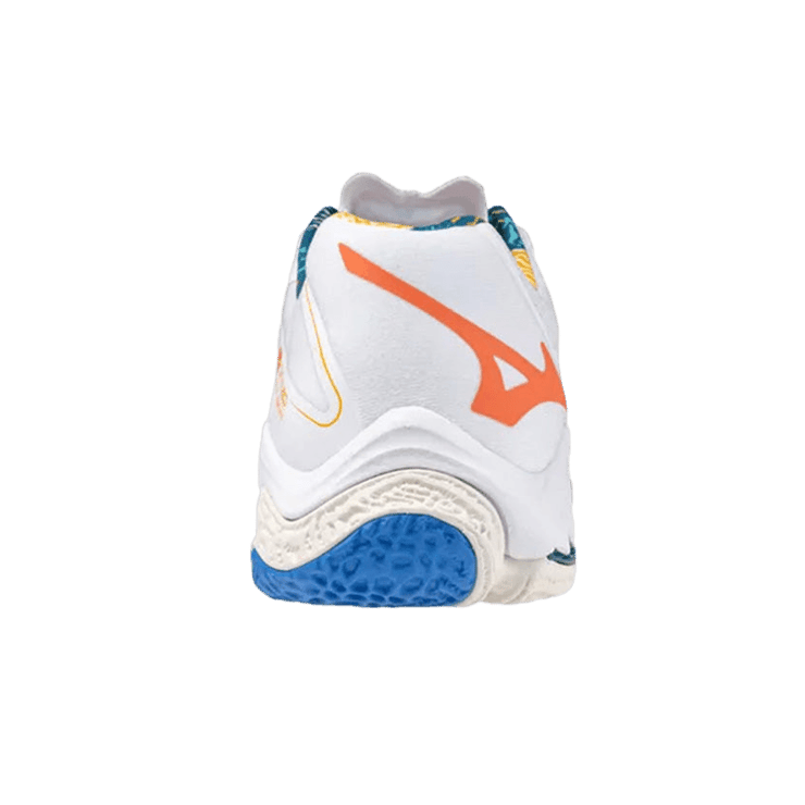Mizuno Wave Lightning Z8 White Angle 2