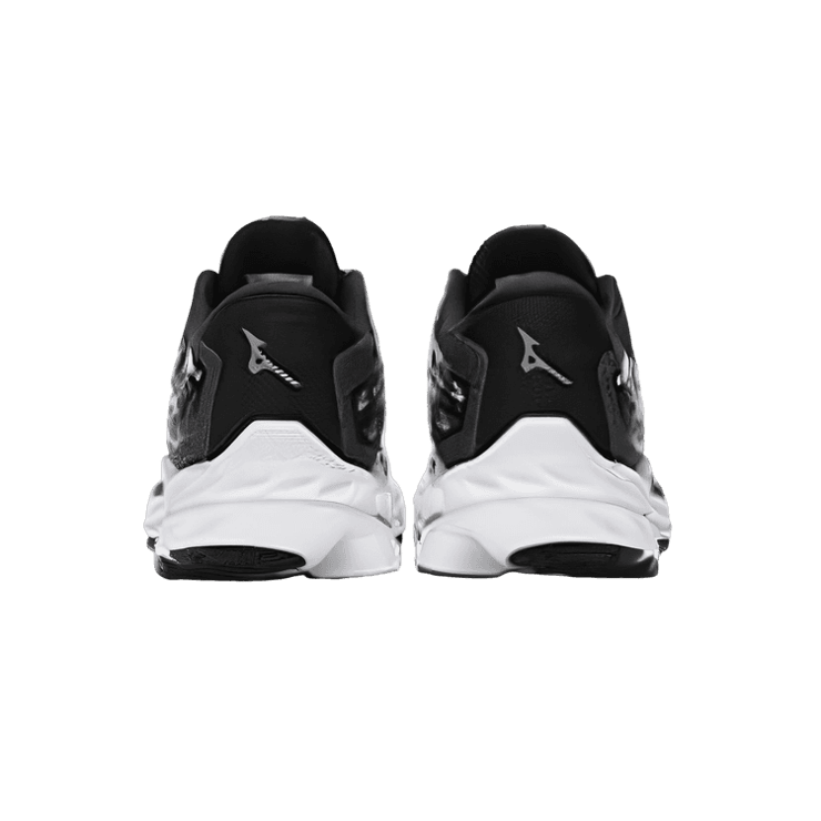 Mizuno Wave Inspire 20 Black Angle 1