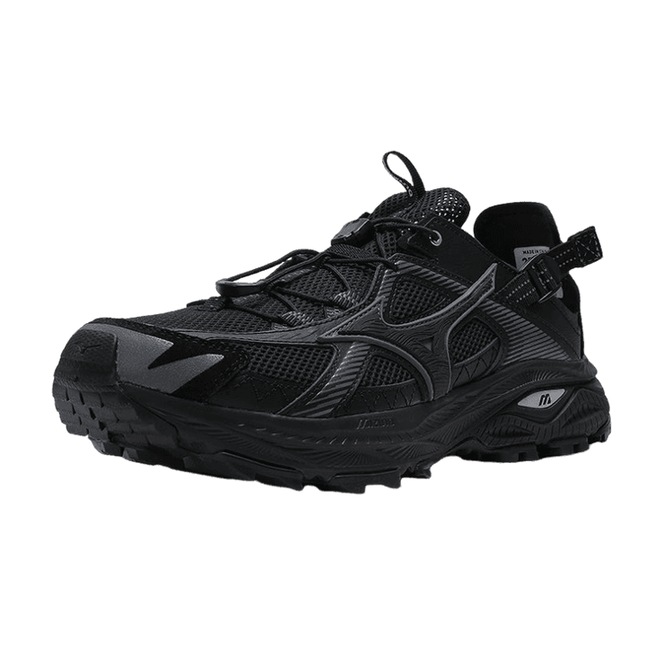 Mizuno Racer Trail SE Triple Black Angle 0