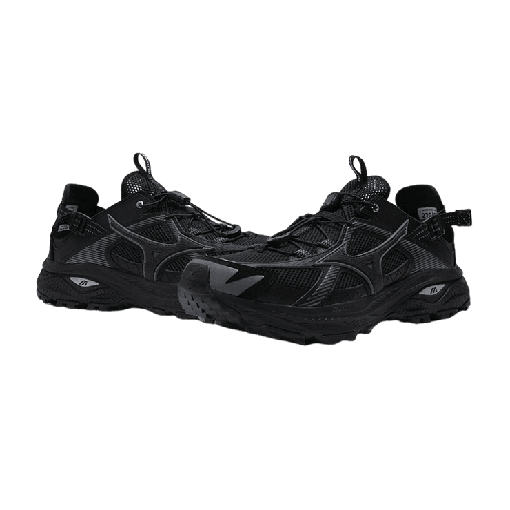 Mizuno Racer Trail SE Triple Black Angle 1