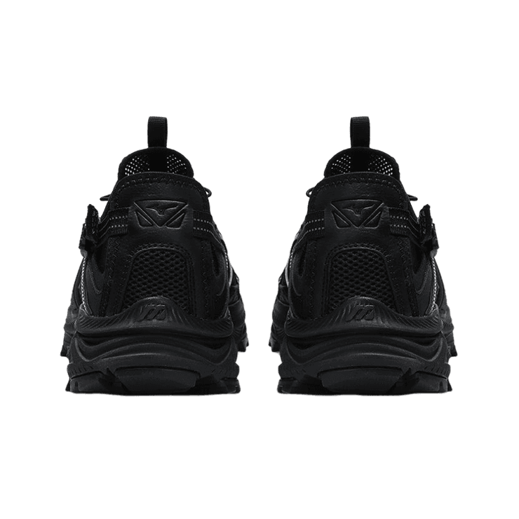 Mizuno Racer Trail SE Triple Black Angle 2