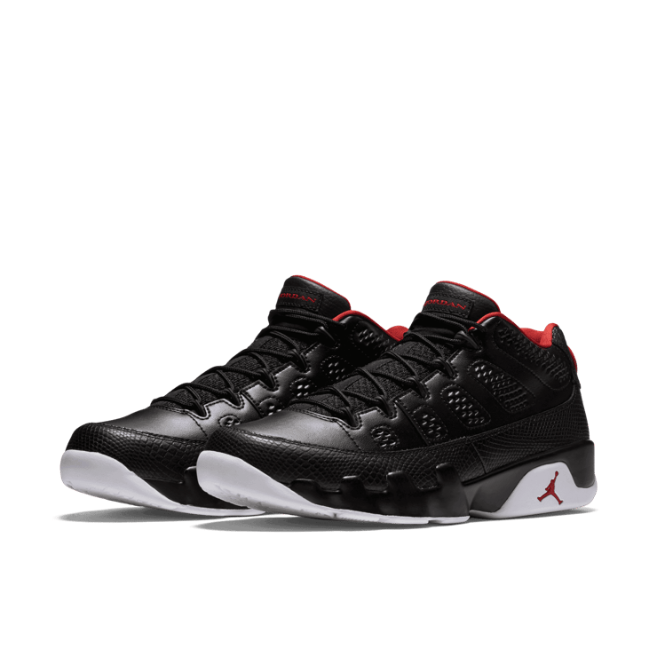 Jordan Retro Low Snakeskin 832822-001 Raffles Where to Buy