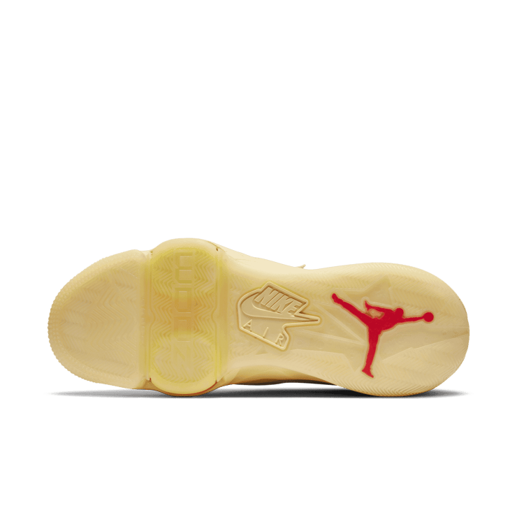 Jordan Zoom 92 Union Guava Ice Angle 0