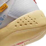 Jordan Zoom 92 Union Guava Ice Angle 5