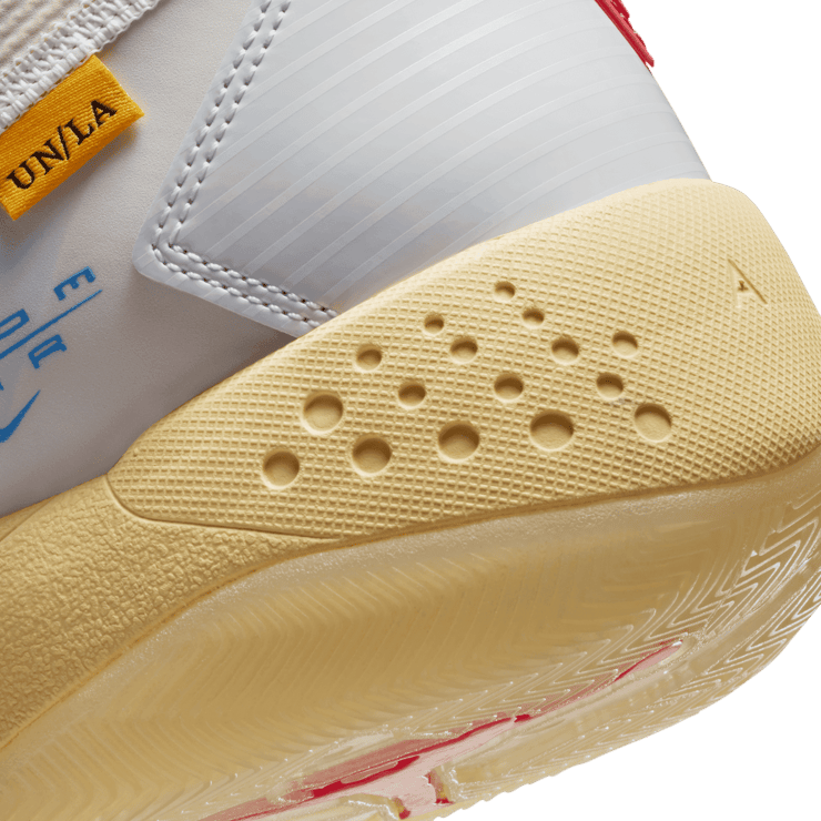 Jordan Zoom 92 Union Guava Ice Angle 5